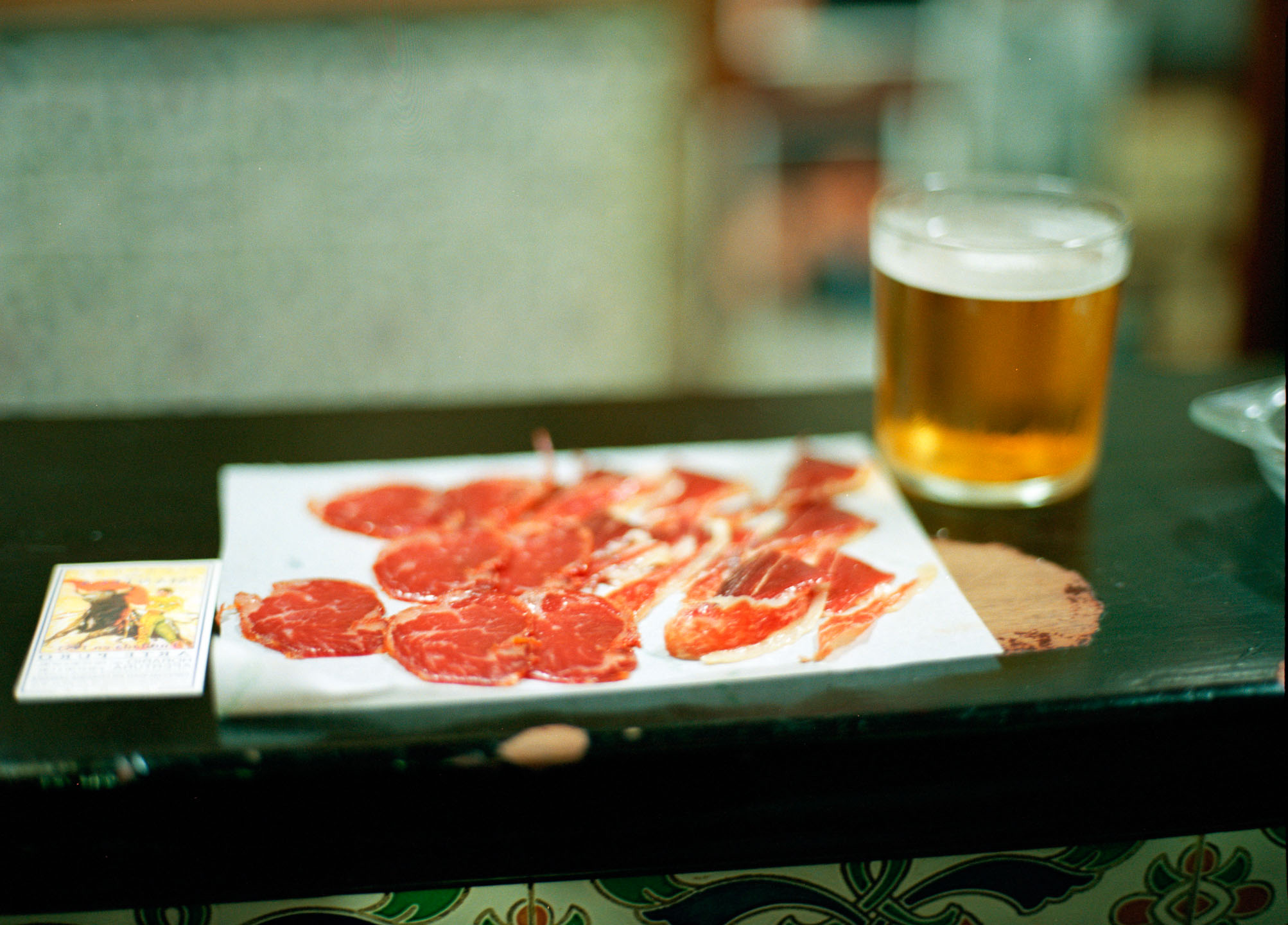 FrancescoLagnese_ham_in_bar
